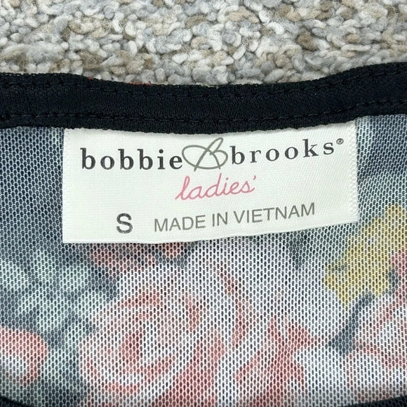 Bobbie Brooks Size Small Women’s Black Floral Sleeveless Tank Top - Picture 6 of 7